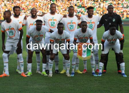 AFCON: The Ivory Coast team line up for a team photo before the TotalEnergies CAF Africa Cup of Nations group stage match between Equatorial Guinea and Ivory Coast at Alassane Ouattara Stadium